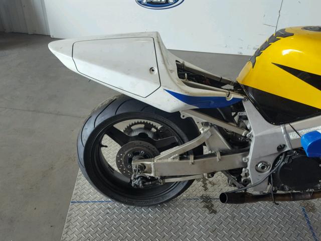 JS1GR7HA332103135 - 2003 SUZUKI GSX-R750 TWO TONE photo 6