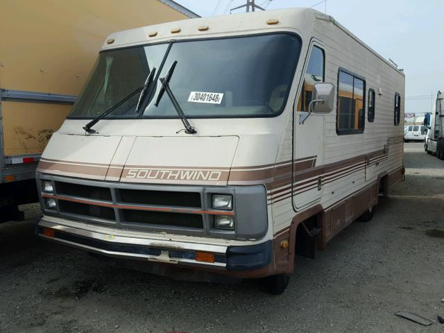 1GBJP37W0F3329725 - 1986 SWIN MOTORHOME BROWN photo 2