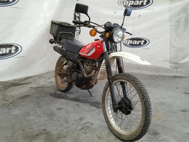 JYA3Y1007CA121257 - 1982 YAMAHA XT250 RED photo 1