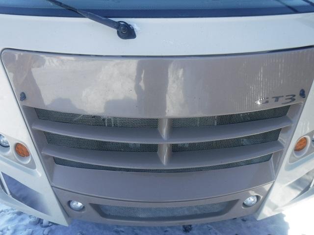 1F65F5DY0G0A11319 - 2016 FORD F53 CREAM photo 7