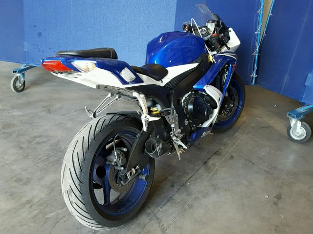 JS1GR7LA482102588 - 2008 SUZUKI GSX-R750 BLUE photo 4