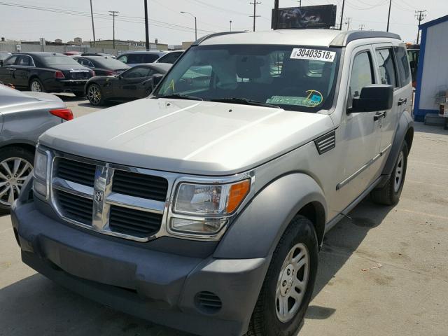 1D8GU28K18W252841 - 2008 DODGE NITRO SXT BEIGE photo 2