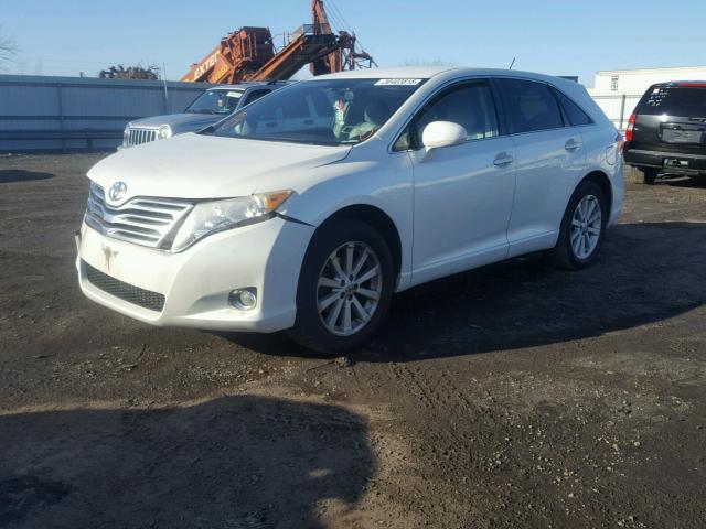 4T3BE11A59U003895 - 2009 TOYOTA VENZA BASE WHITE photo 2