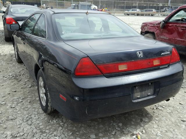 1HGCG32352A026058 - 2002 HONDA ACCORD SE BLACK photo 3