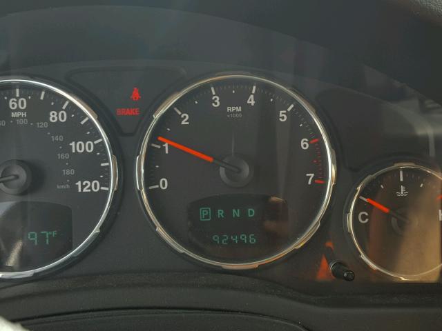 1J4PN2GK5AW158846 - 2010 JEEP LIBERTY SP WHITE photo 8