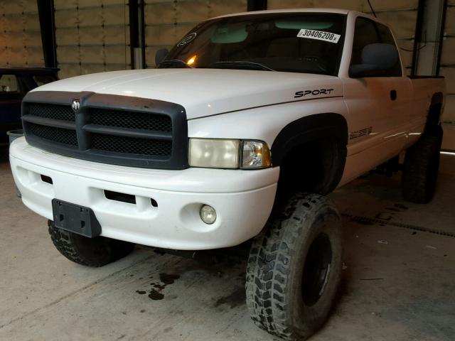 1B7KF23W31J232641 - 2001 DODGE RAM 2500 WHITE photo 2