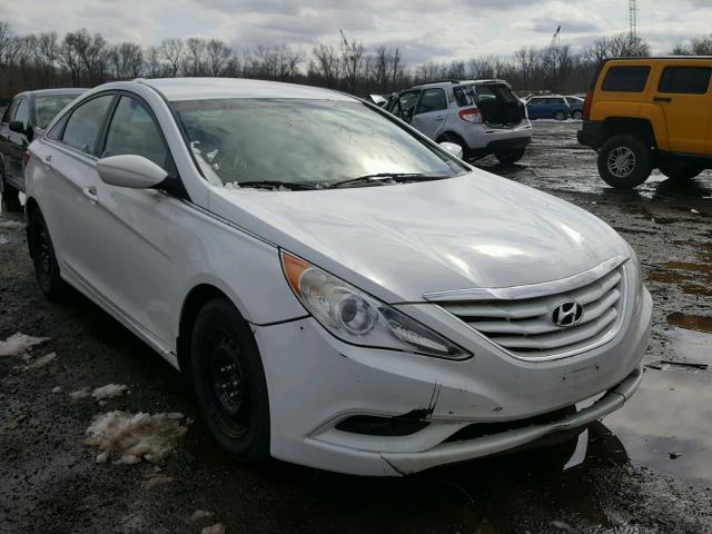 5NPEB4AC7BH092729 - 2011 HYUNDAI SONATA GLS WHITE photo 1