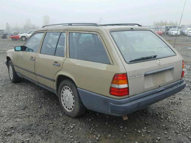 WDBEA90D9JF057420 - 1988 MERCEDES-BENZ 300 TE TAN photo 3