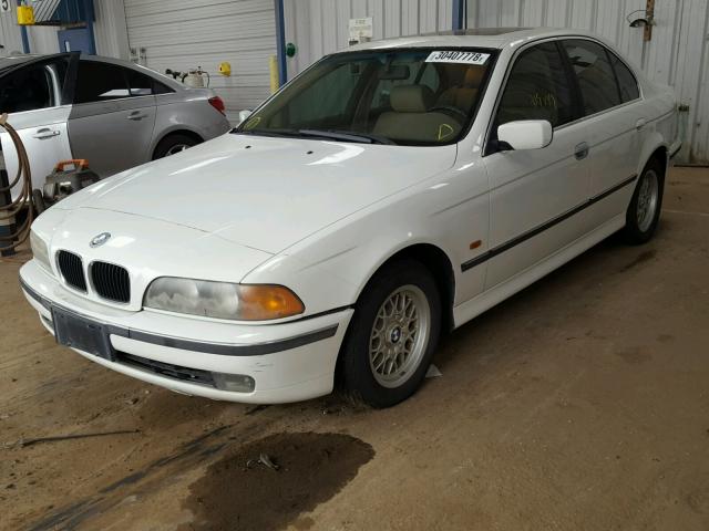 WBADD6326WBW44148 - 1998 BMW 528 I AUTO WHITE photo 2