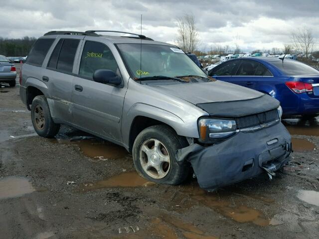 1GNDT13S672109726 - 2007 CHEVROLET TRAILBLAZE GRAY photo 9