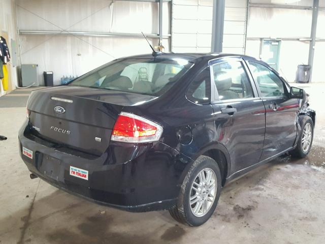 1FAHP35N79W229358 - 2009 FORD FOCUS SE BLACK photo 4