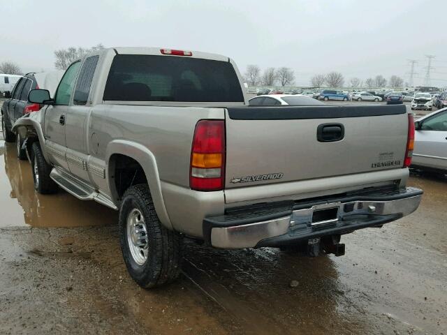 1GCHC29U41E188456 - 2001 CHEVROLET SILVERADO GRAY photo 3