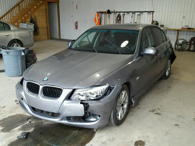 WBAPK7C59AA460467 - 2010 BMW 328 XI GRAY photo 2