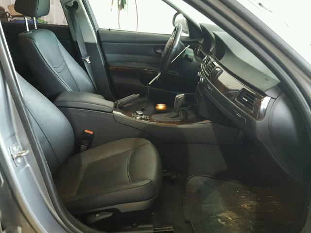 WBAPK7C59AA460467 - 2010 BMW 328 XI GRAY photo 5