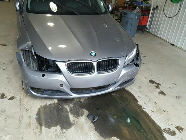 WBAPK7C59AA460467 - 2010 BMW 328 XI GRAY photo 9