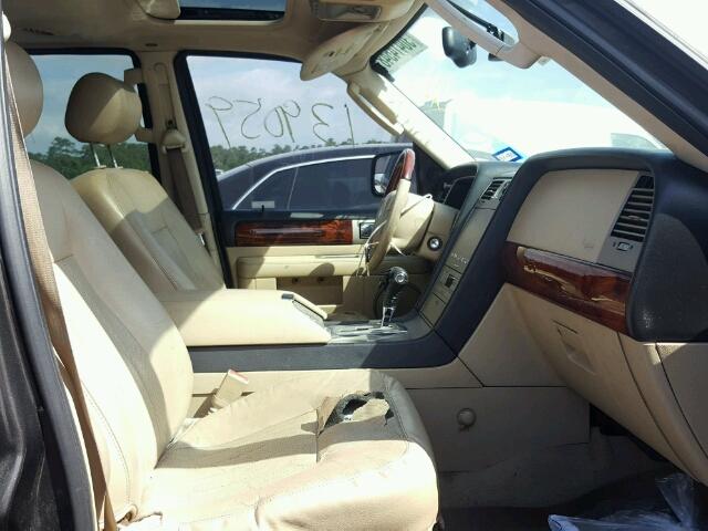 5LMFU27505LJ19726 - 2005 LINCOLN NAVIGATOR CHARCOAL photo 5