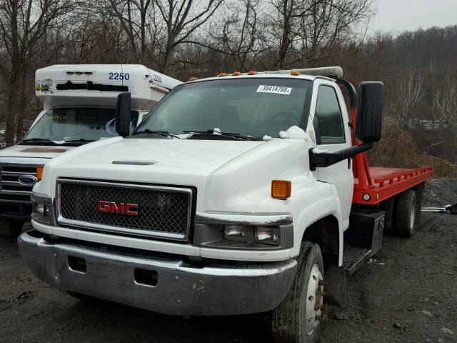 NJ268D - 2008 CHEVROLET C6500 C6C0 WHITE photo 2