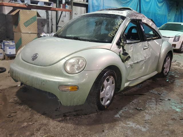 3VWCB21C21M460526 - 2001 VOLKSWAGEN NEW BEETLE GREEN photo 2