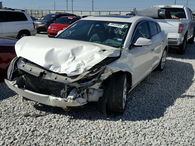 1G4GJ5E37CF357071 - 2012 BUICK LACROSSE T WHITE photo 2