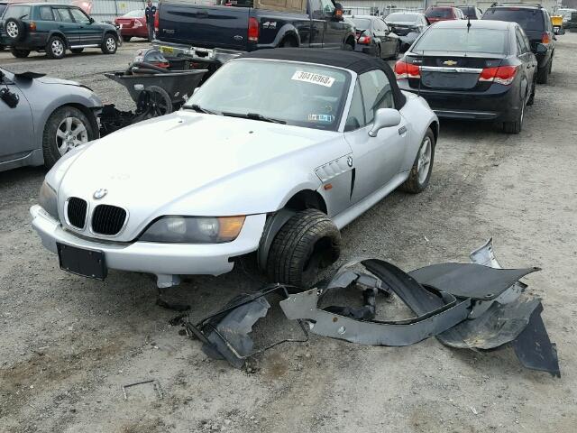 4USCJ3332WLG20094 - 1998 BMW Z3 2.8 SILVER photo 2