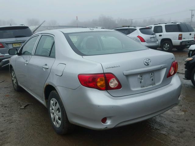 1NXBU40E09Z006169 - 2009 TOYOTA COROLLA BA SILVER photo 3