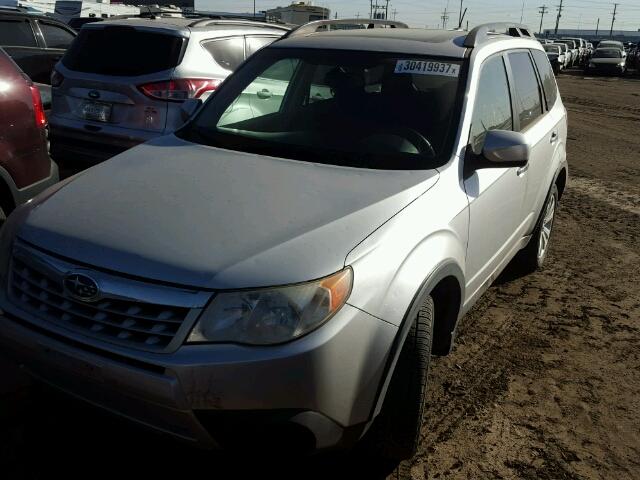 JF2SHADC4BH707314 - 2011 SUBARU FORESTER 2 SILVER photo 2