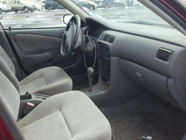 1Y1SK5281WZ403536 - 1998 CHEVROLET GEO PRIZM 红色 照片 5