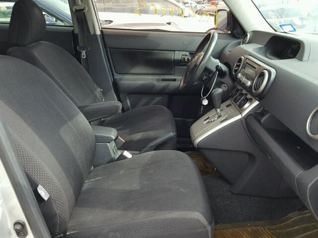 JTLKE50E591085545 - 2009 TOYOTA SCION XB ვერცხლისფერი ფოტო 5
