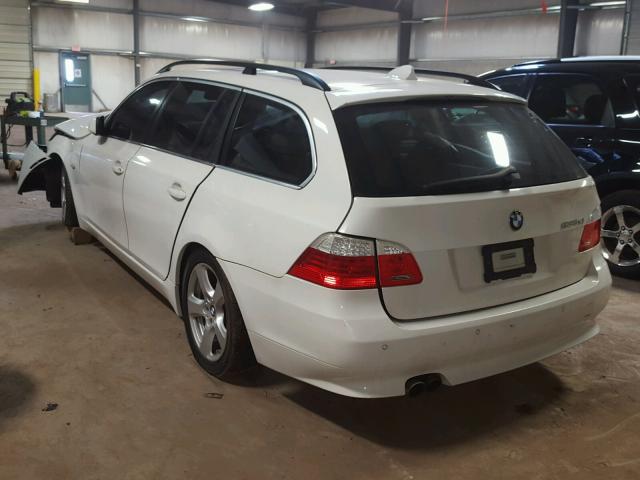 WBAPT73518CX00204 - 2008 BMW 535 XI WHITE photo 3