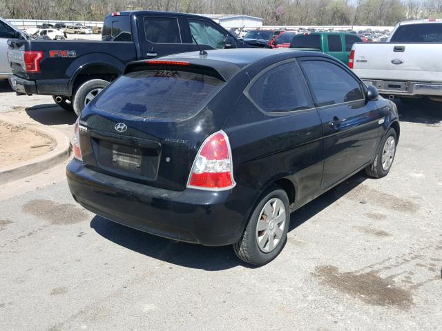 KMHCM36C87U054598 - 2007 HYUNDAI ACCENT GS BLACK photo 4