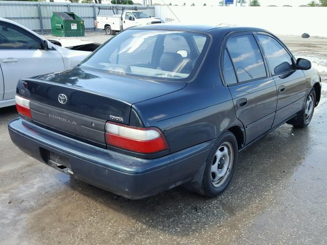 1NXBA02E7VZ660711 - 1997 TOYOTA COROLLA BA GREEN photo 4