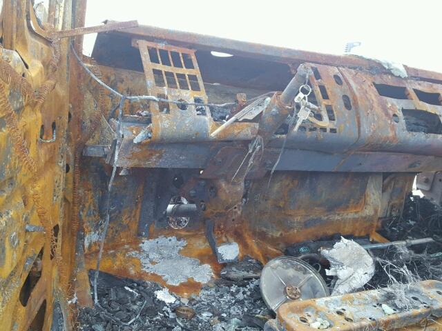 1FUYTMDB4YHB53387 - 2000 FREIGHTLINER MEDIUM CON WHITE photo 8