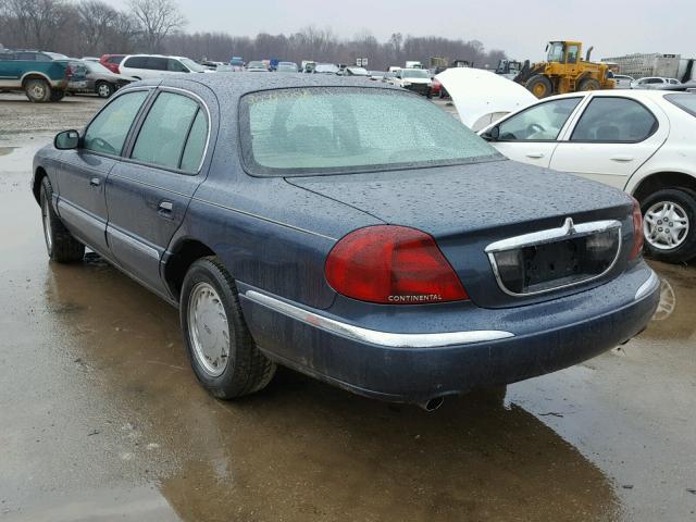 1LNFM97V2WY670983 - 1998 LINCOLN CONTINENTA BLUE photo 3