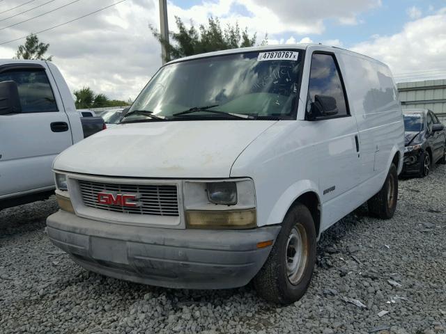 1GTDM19W8YB524659 - 2000 GMC SAFARI XT WHITE photo 2