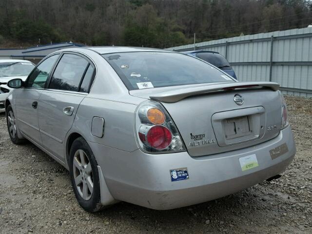 1N4AL11D04C103500 - 2004 NISSAN ALTIMA BAS SILVER photo 3