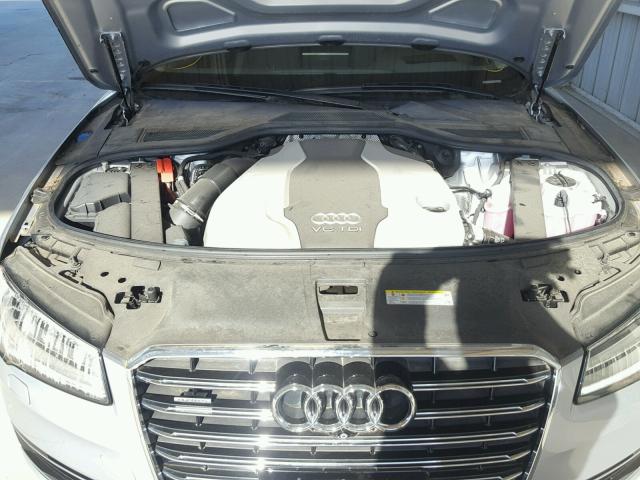 WAU3RAFD3GN004136 - 2016 AUDI A8 L TDI 银色 照片 7