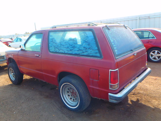 1G8CT18B2E8240458 - 1984 CHEVROLET BLAZER S10 BURGUNDY photo 3