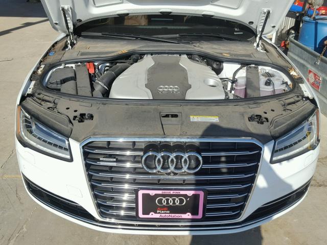 WAU3RAFD0GN003591 - 2016 AUDI A8 L TDI 白色 照片 7