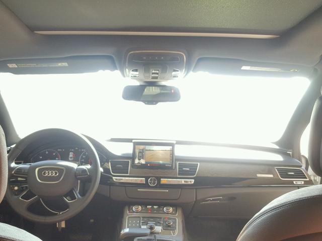 WAU3RAFD0GN003591 - 2016 AUDI A8 L TDI 白色 照片 9