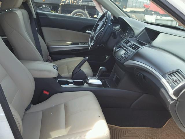 5J6TF2H50DL001431 - 2013 HONDA CROSSTOUR WHITE photo 5