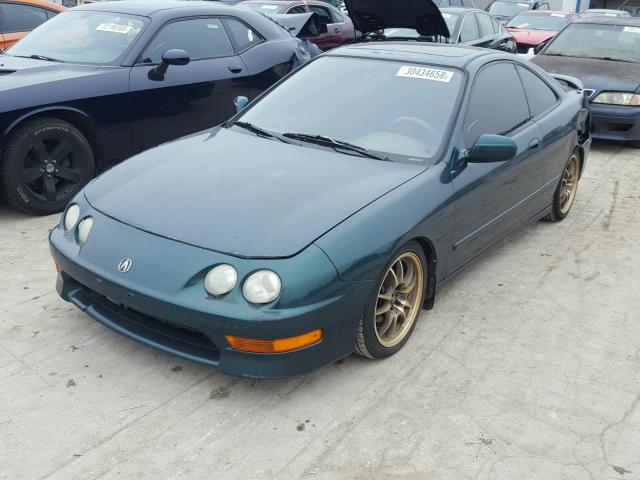 JH4DC2394XS002376 - 1999 ACURA INTEGRA GS GREEN photo 2