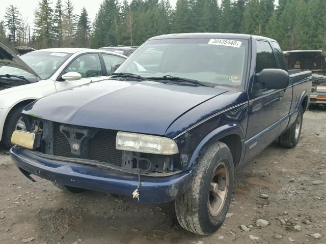 1GCCS19W018196108 - 2001 CHEVROLET S TRUCK S1 BLUE photo 2