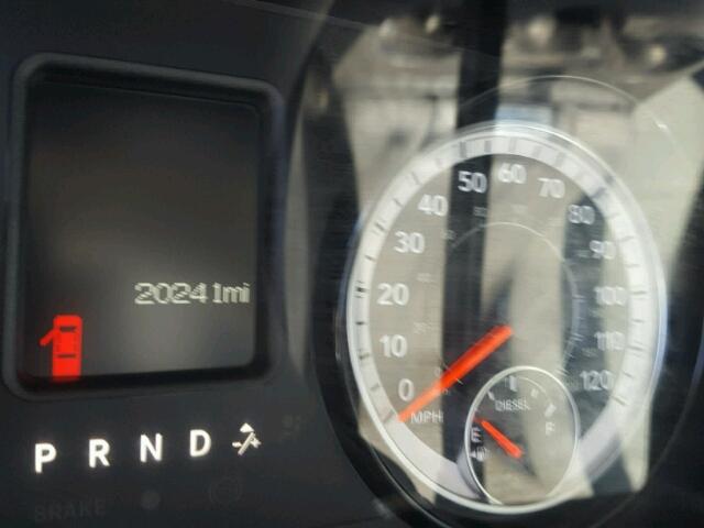 3C6UR5DL1HG756119 - 2017 RAM 2500 SLT WHITE photo 8