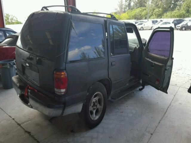 1FMZU83P3YZC28189 - 2000 FORD EXPLORER X BLACK photo 4