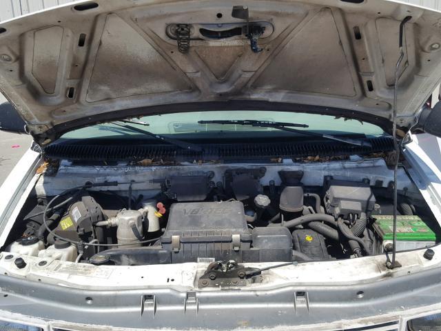 1GCDM19X34B112622 - 2004 CHEVROLET ASTRO WHITE photo 7