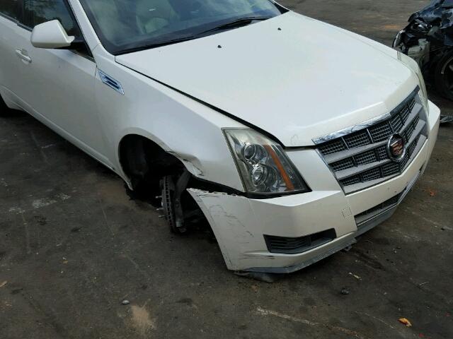 1G6DF577080143044 - 2008 CADILLAC CTS WHITE photo 9