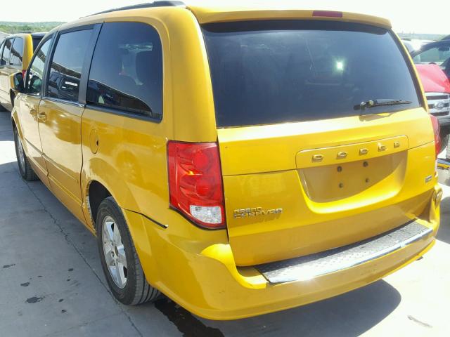 2D4RN3DG1BR640263 - 2011 DODGE GRAND CARA YELLOW photo 3