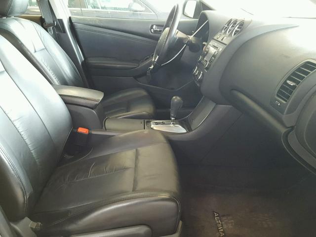 1N4BL2AP8AN548782 - 2010 NISSAN ALTIMA SR BLACK photo 5