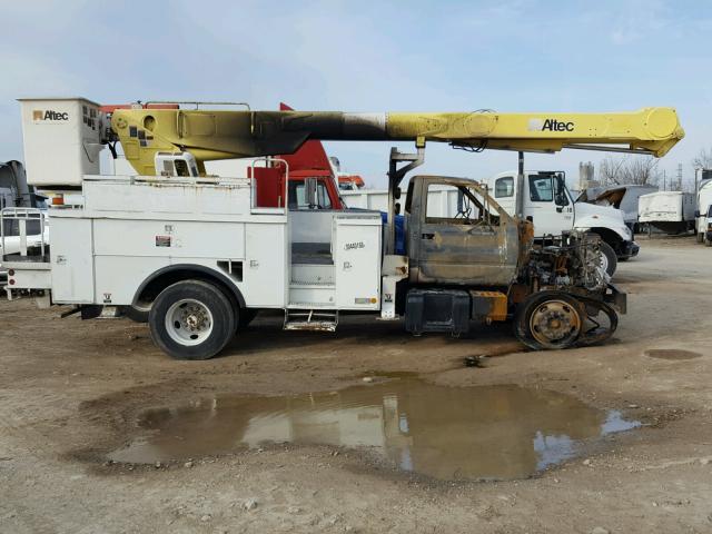 1GBP7H1C92J517302 - 2002 CHEVROLET C-SERIES C BURN photo 9
