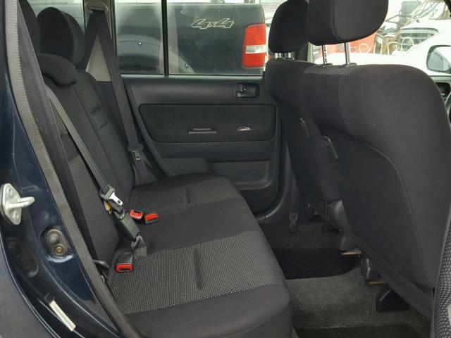 JTLKT334840157527 - 2004 TOYOTA SCION XB BLUE photo 6
